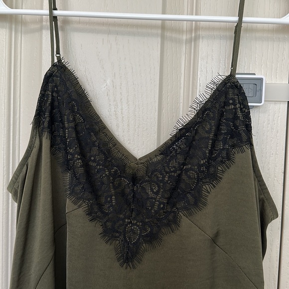 Express silky cami - Picture 2 of 5